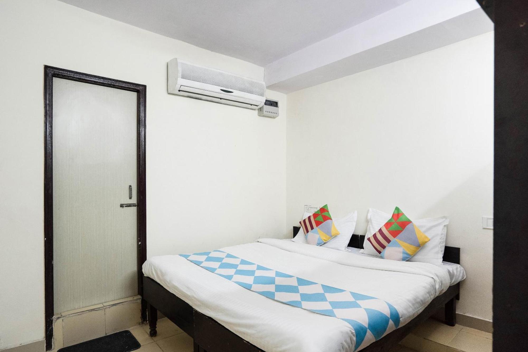 Guest house O Singh New Delhi